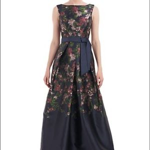 Kay Unger Genevieve Floral Gown